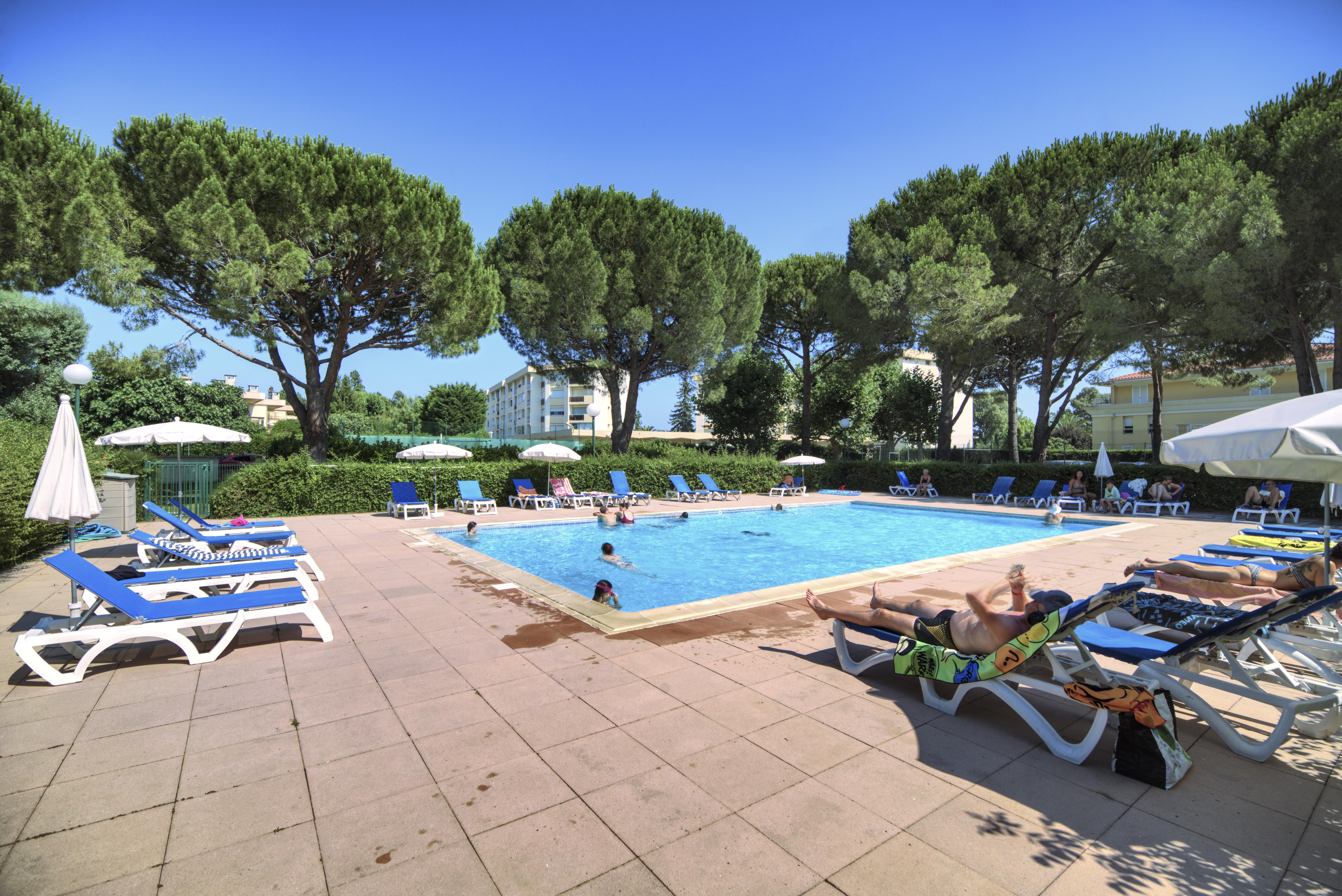 Residence Pierre & Vacances Les Jardins Ombrages Mandelieu エクステリア 写真