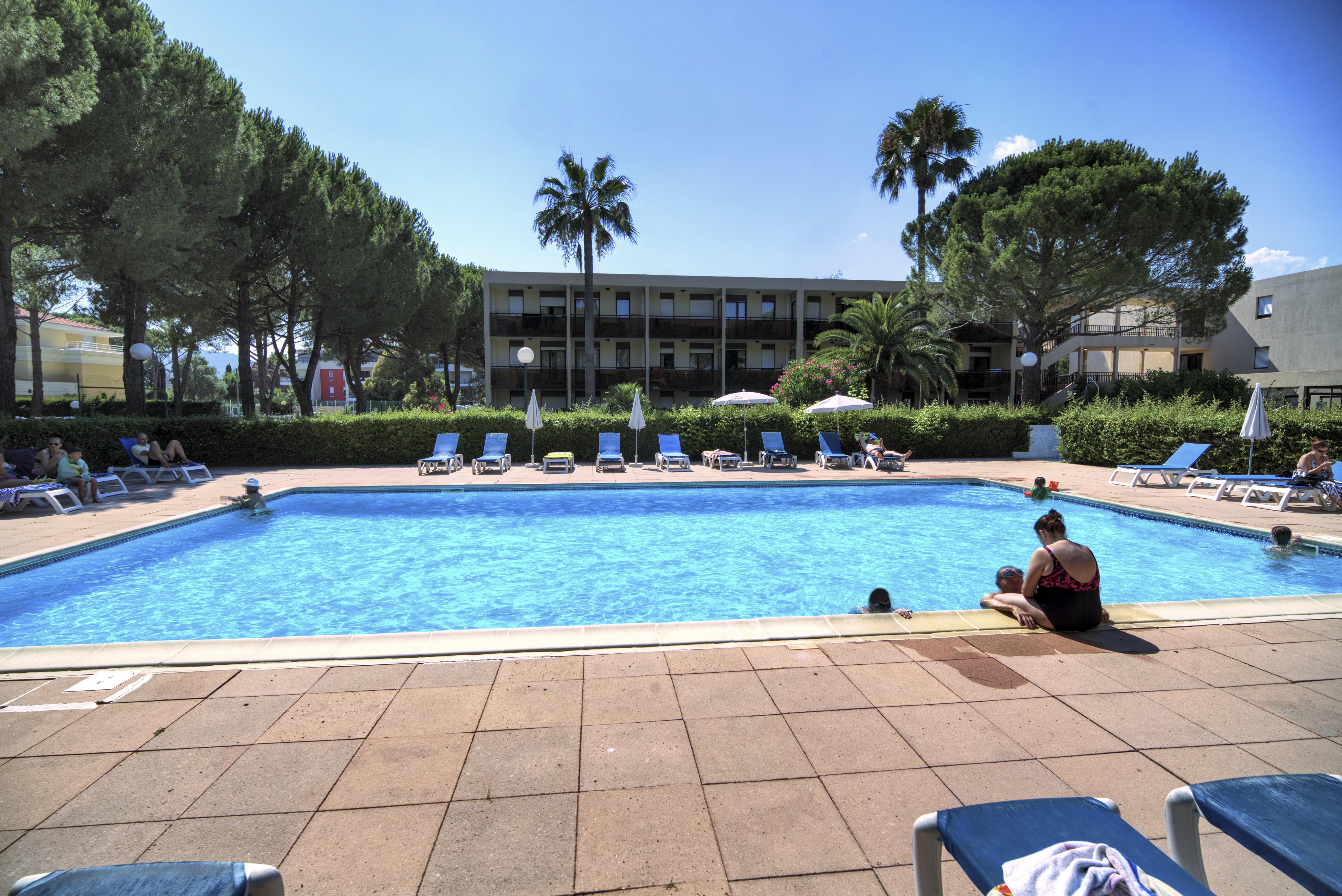 Residence Pierre & Vacances Les Jardins Ombrages Mandelieu エクステリア 写真
