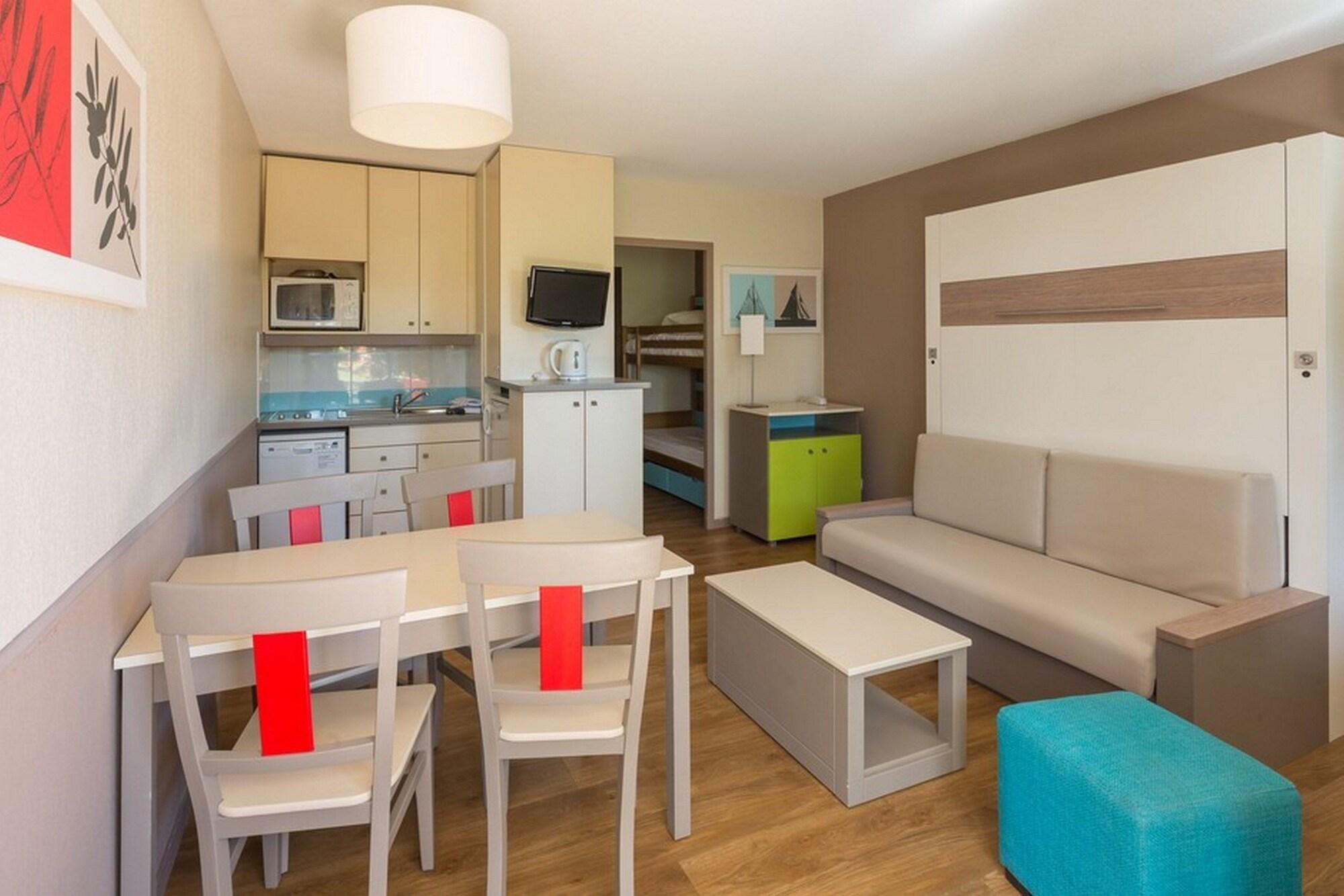 Residence Pierre & Vacances Les Jardins Ombrages Mandelieu エクステリア 写真