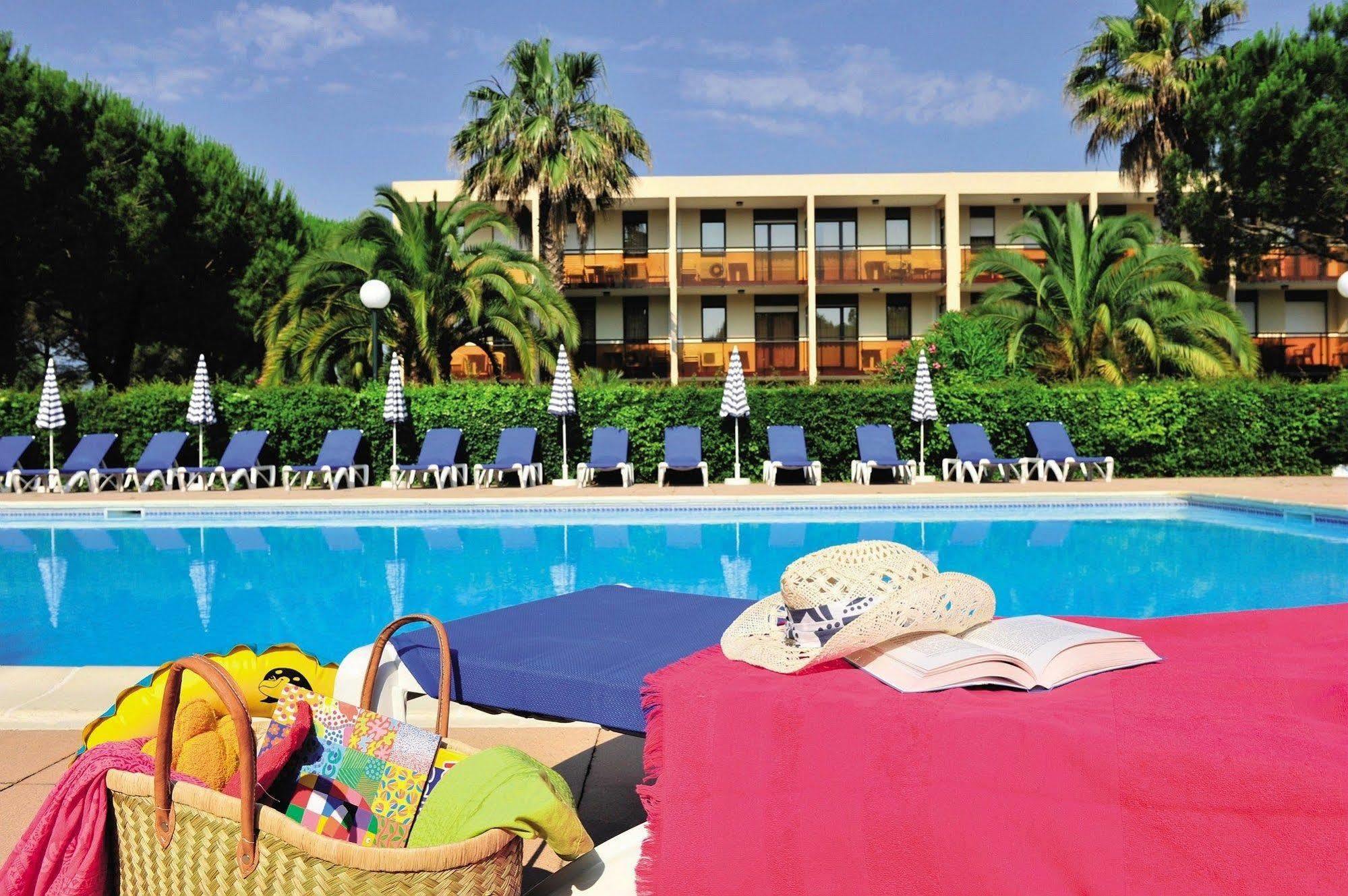 Residence Pierre & Vacances Les Jardins Ombrages Mandelieu エクステリア 写真